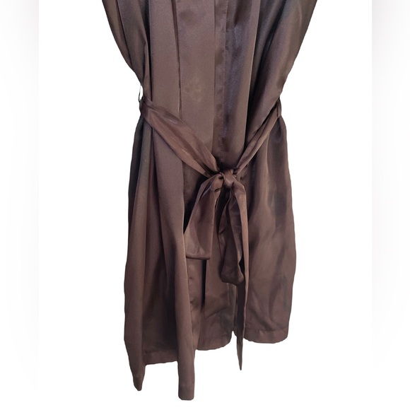 Adonna Satin Robe - Picture 3 of 6